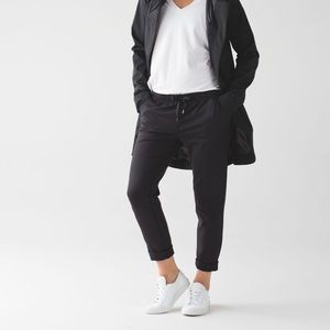 Lululemon size 6 Jet Pant ✈️